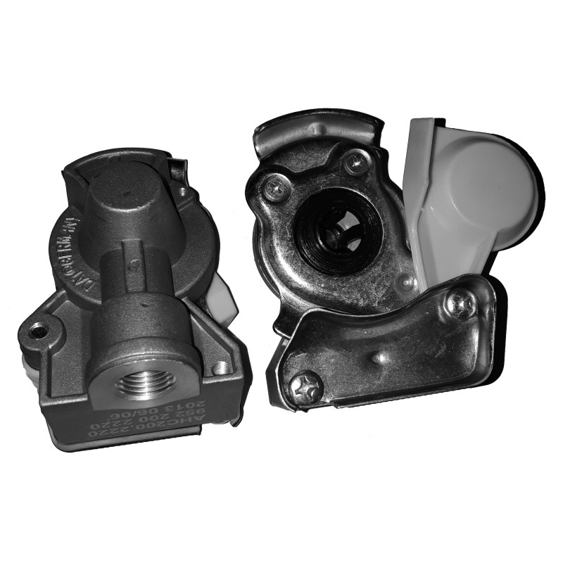 Automatic Air Hose Coupling